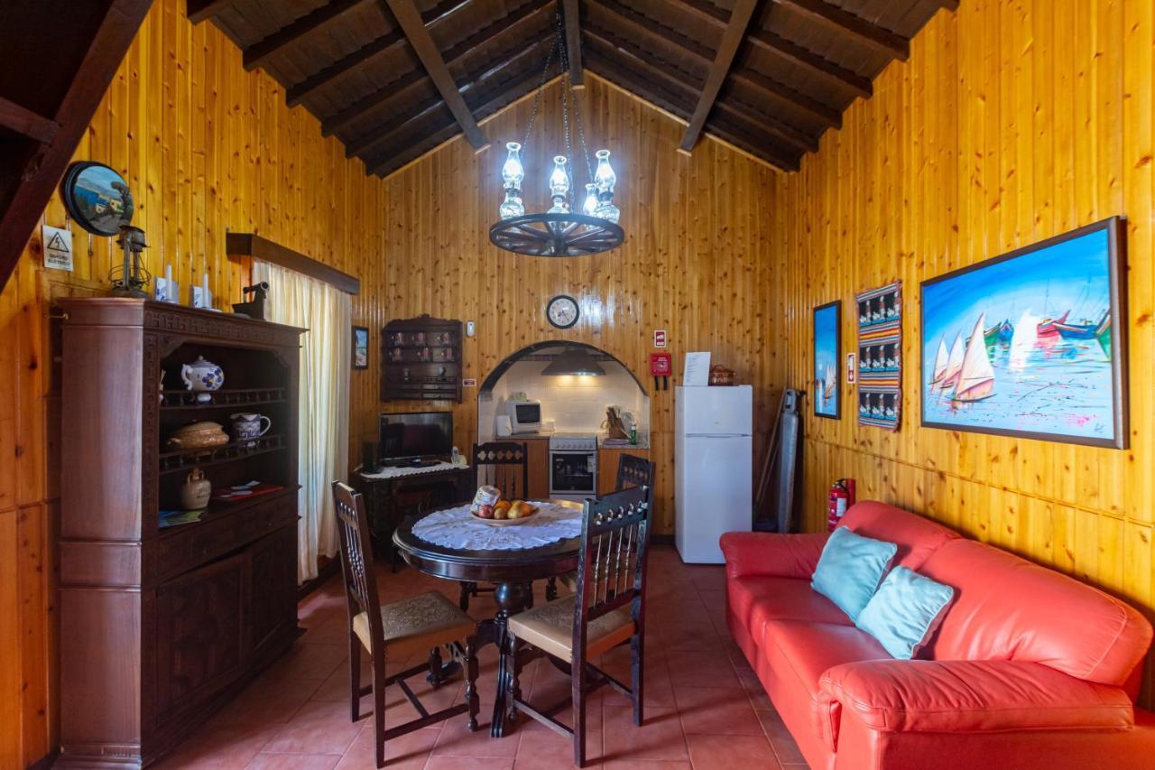 Villa Aurora House Mosteiros  Esterno foto