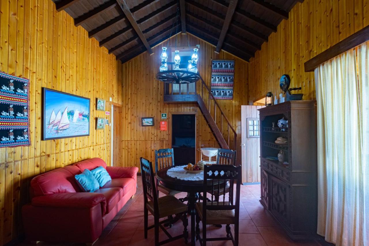 Villa Aurora House Mosteiros  Esterno foto